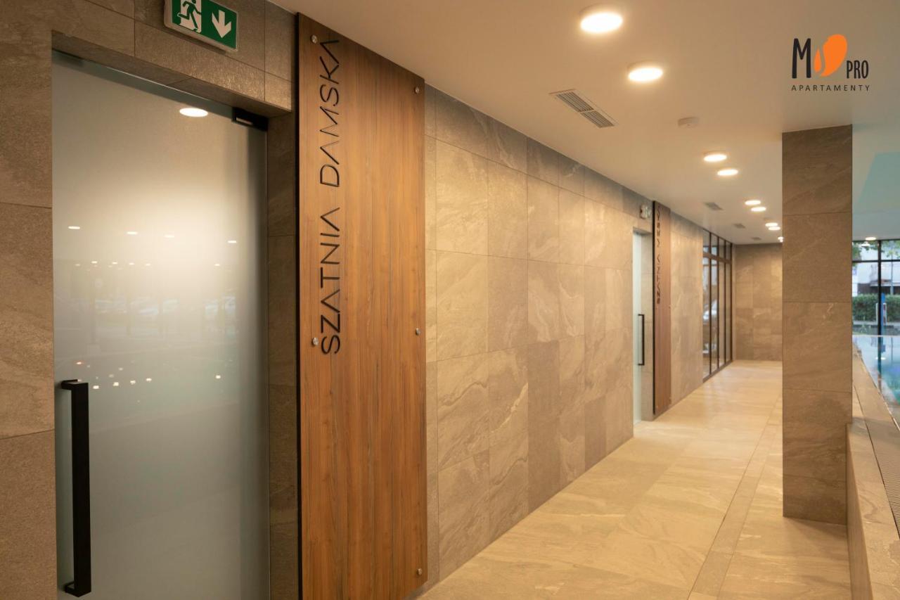 Green Port Premium Z Fitness&Spa&Restaurant コウォブジェク エクステリア 写真