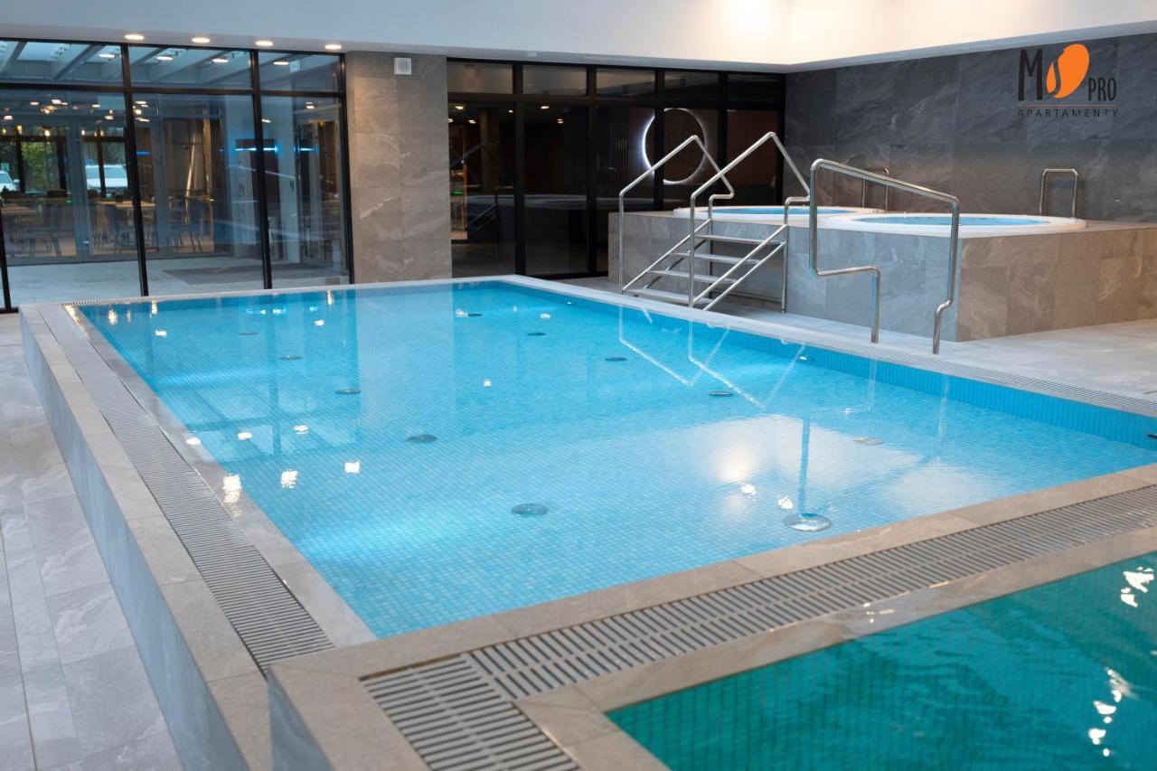 Green Port Premium Z Fitness&Spa&Restaurant コウォブジェク エクステリア 写真